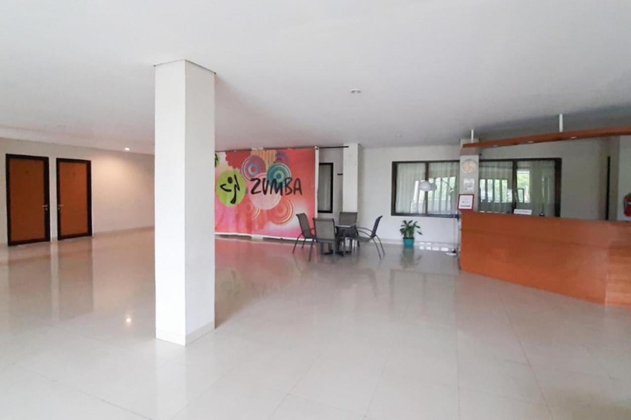 Reddoorz Plus @ Bitung City Center Ngoại thất bức ảnh