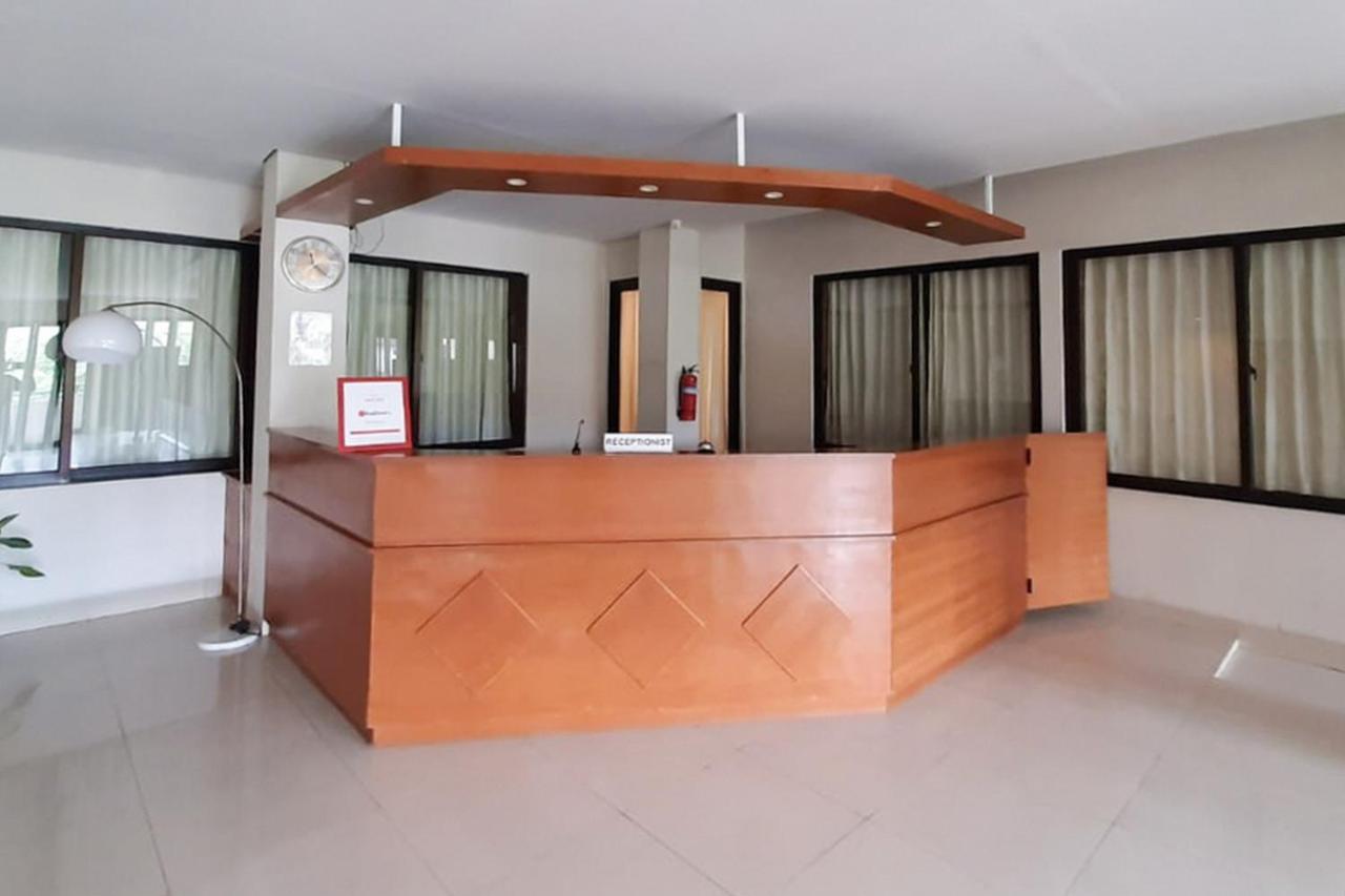 Reddoorz Plus @ Bitung City Center Ngoại thất bức ảnh